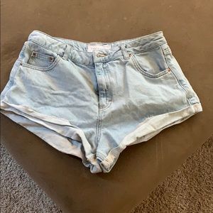 TOPSHOP shorts!